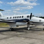 1984 BEECHCRAFT KING AIR B200 FOR SALE. PARKED ON AIRPORT