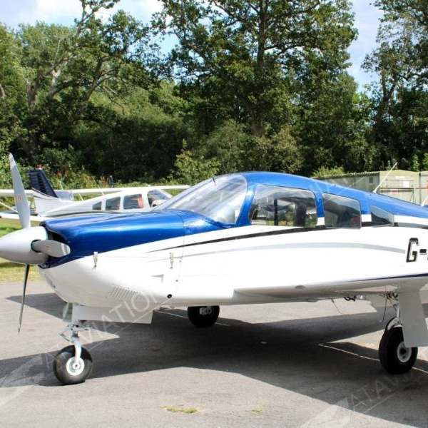 1989 Piper PA28R 201 Arrow III Single Engine Piston Aircraft For Sale front left of aircraft