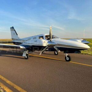 1997 Piper Seneca V for sale by Global Aircraft. View from the right-min