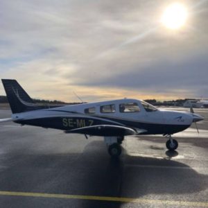 2000 Piper PA-28-181 Archer III for sale in Sweden, by GT Aviation. View from the right