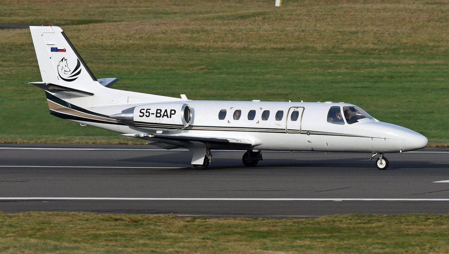 2001 Cessna 550 Citation Bravo Private Jet For Sale (S5-BAP) From FA Aircraft Sales On AvPay aircraft exterior right side