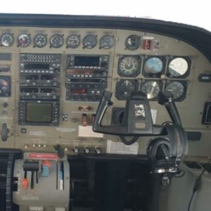 2001 Cessna C20B Grand Caravan front console and instruments