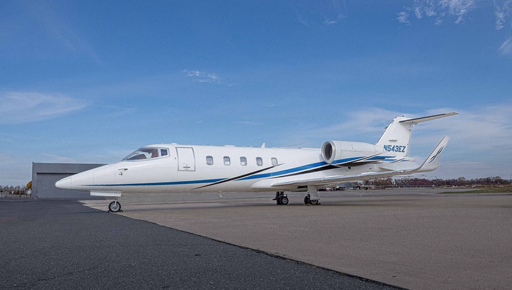2001 Learjet 60 Private Jet For Sale From Dyer Jet On AvPay aircraft exterior right side