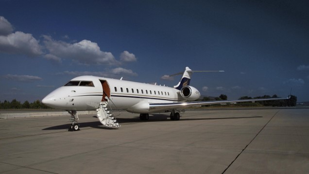 2003 Bombardier Global Express Private Jet For Sale From United Aircraft Sales On AvPay aircraft exterior front left