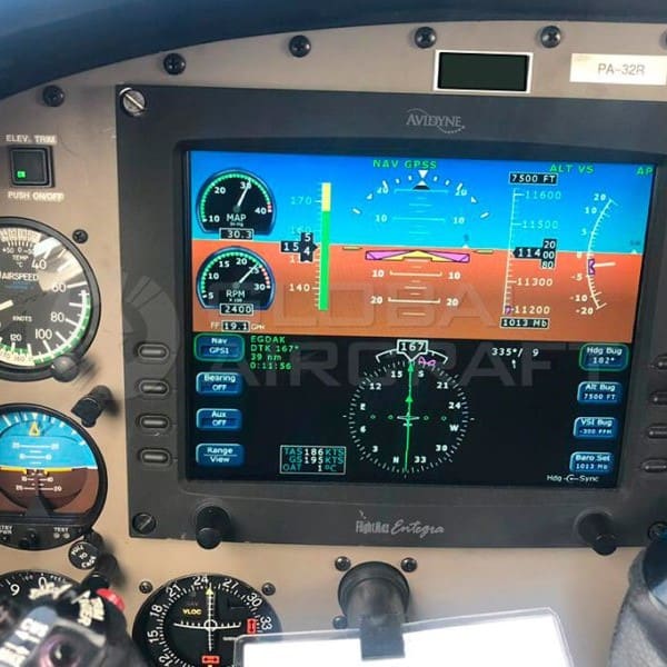 2005 Piper Saratoga for sale by Global Aircraft. Cockpit-min