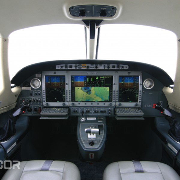 2007 Eclipse 500 Private Jet For Sale by Aerocor. Cockpit