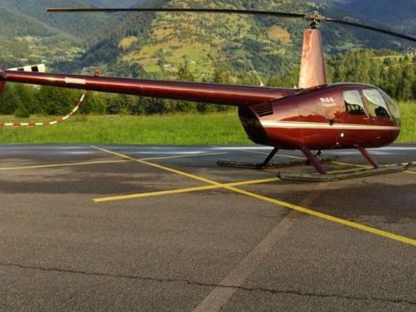 2007 Robinson R44 Clipper II for sale by Savback Helicopteres. View from helicopter rear-min