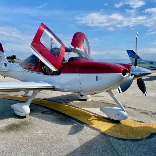 2008 Cirrus SR22 G3TN Single Engine Piston Aircraft For Sale From United Aircraft Sales On AvPay front right of aircraft