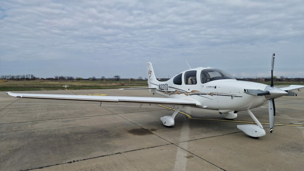 2008 Cirrus SR22T G3 Single Engine Piston Aircraft For Sale (N221TX) From Aviation Sales International On AvPay aircraft exterior front right