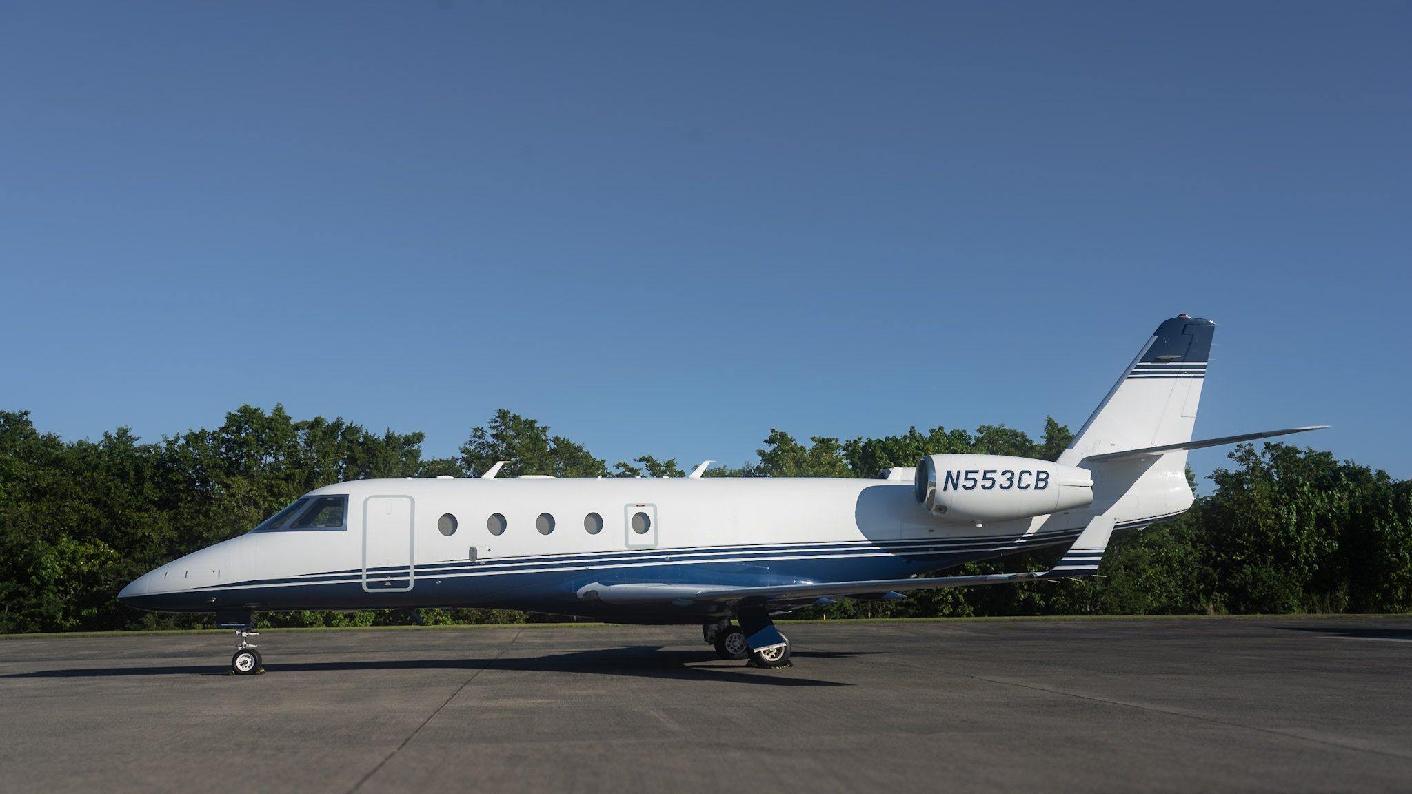 2008 Gulfstream G150 Private Jet For Sale (N553CB) From JPN Aviation On AvPay aircraft exterior