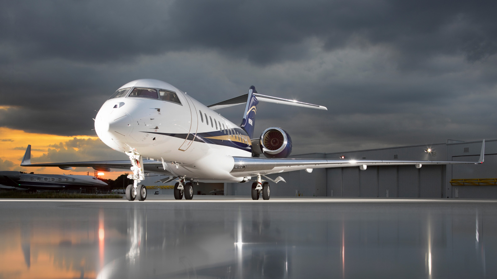 2009 Bombardier Global XRS Private Jet For Sale From Southern Cross On AvPay aircraft exterior 1