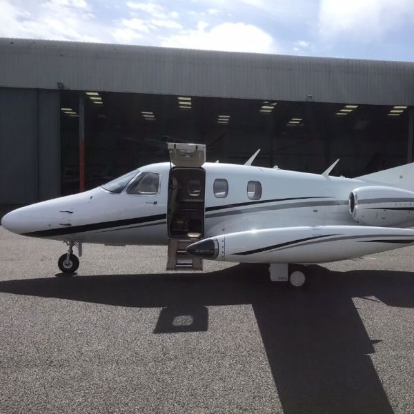 2015 Eclipse 550 private jet for sale on AvPay, by Channel Jets. Left wingtip
