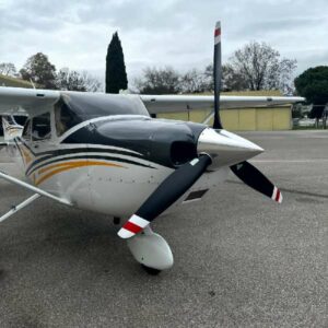 2016 Cessna 182T Single Engine Piston Aircraft For Sale From Flightline Aviation On AvPay front right of aircraft