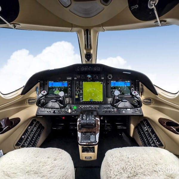 2016 Cessna Citation Mustang Private Jet For Sale on AvPay. Flight deck