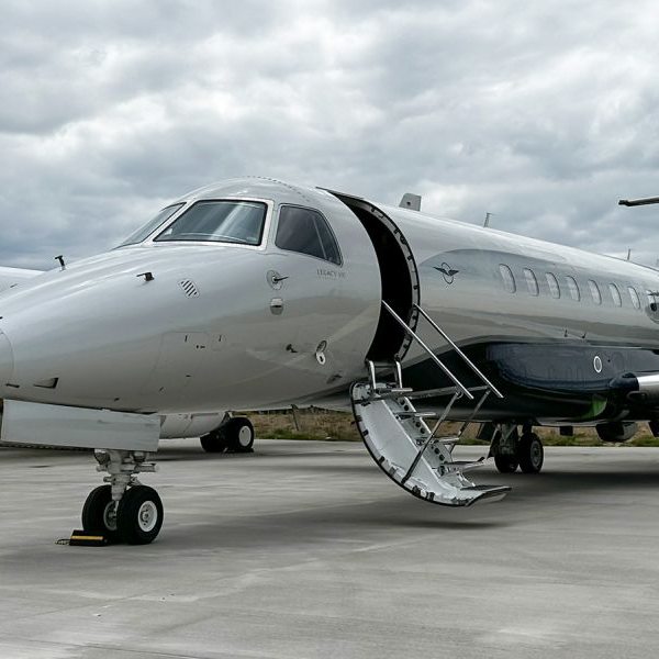 2016 Embraer Legacy 650 Private Jet For Sale By BAS On AvPay front left of aircraft