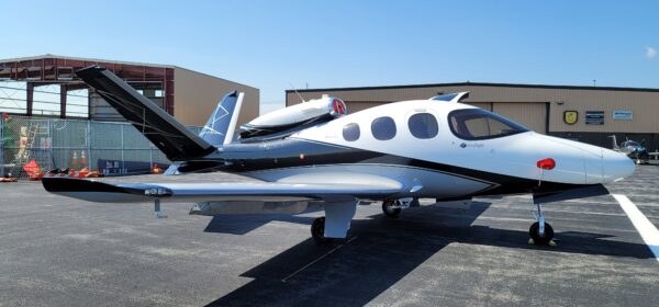 2019 Cirrus SF50 G2 Vision Jet Arrivée Elite Edition For Sale (YR-WSF) From AeroTradex USA Inc On AvPay aircraft exterior right side