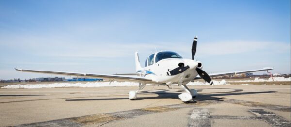 2020 Cirrus SR22-G6 Turbo Single Engine Piston Airplane For Sale on AvPay by AeroTradex USA. View from the right