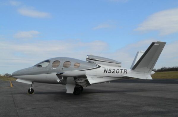 2023 Cirrus SF50 G2+ Vision Jet For Sale (N520TR) From Omnijet On AvPay aircraft exterior left side