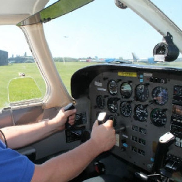 Airplane Flying Lessons from Cumbernauld Airport