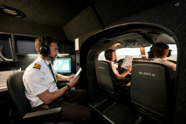 ACS Aviation agrees to purchase ALX Simulator news post on AvPay