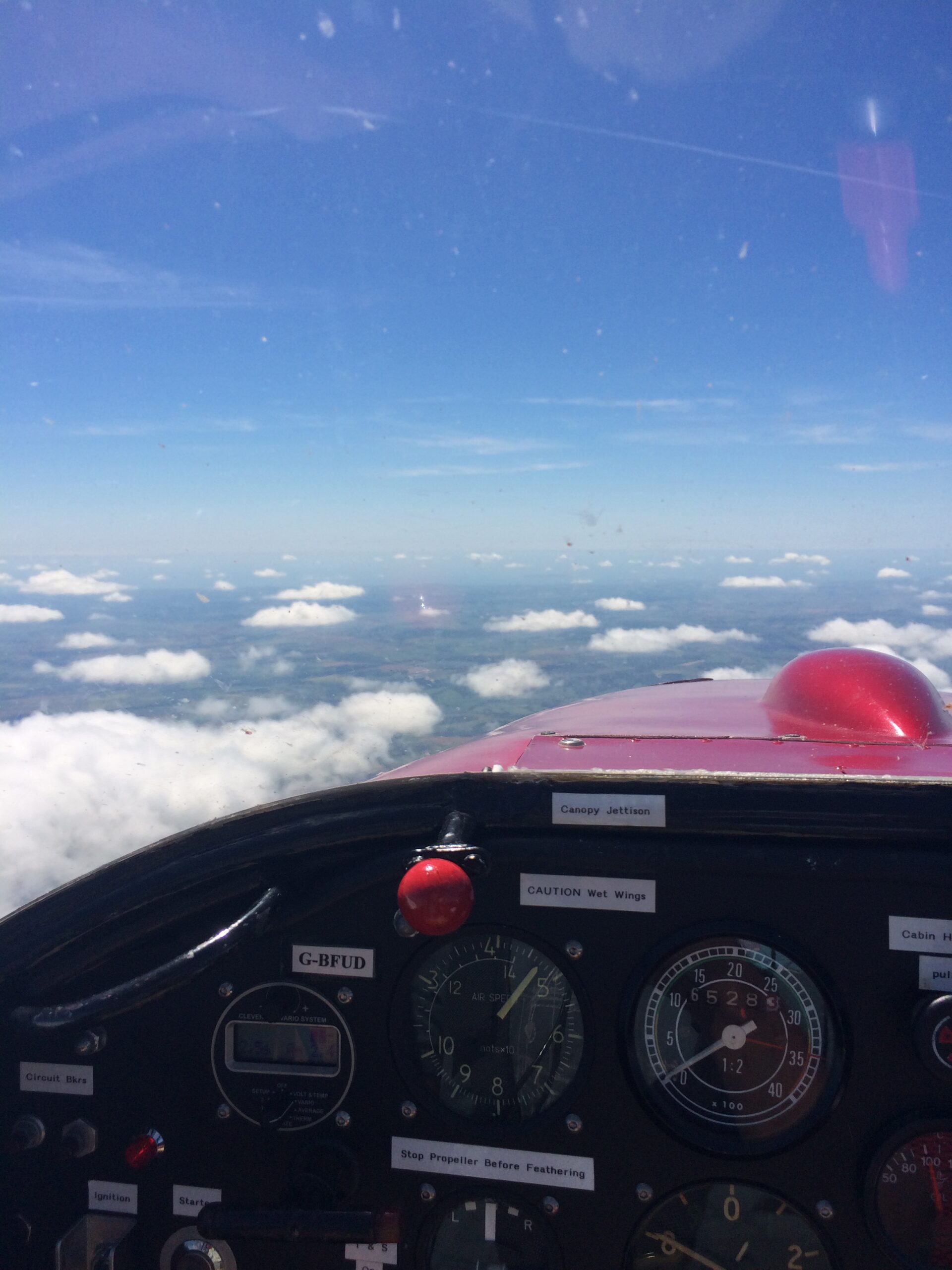 Adding a Touring Motor Glider (TMG) class rating to your pilots licences