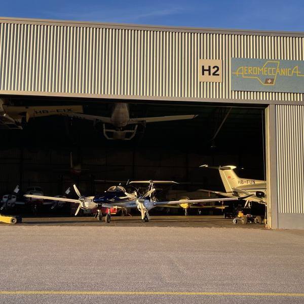 Aeromeccanica On AvPay entrance to hangar