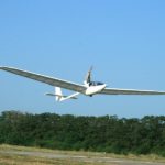 Aeros AC21 Glider taking of in field