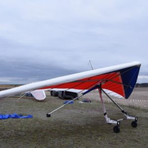 Aeros Target 21 Hang Glider ready for take off-min