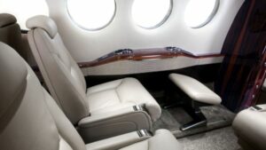 Aircraft Guide, Beechcraft KingAir 350i by BAS Business Aviation Services, on AvPay. Interior