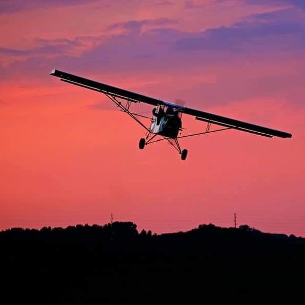 Badland Aircraft on AvPay. Sunset approach