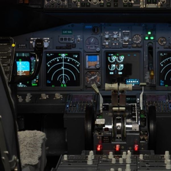 Boeing 737 Simulator 3-min