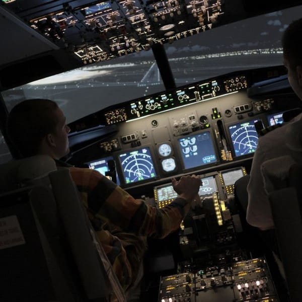 Boeing 737NG Simulator 5-min