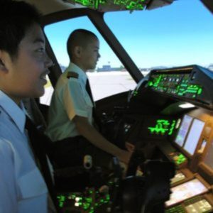 Boeing 777-300ER Kids & Junior Flight Simulator Course in Tokyo, Japan