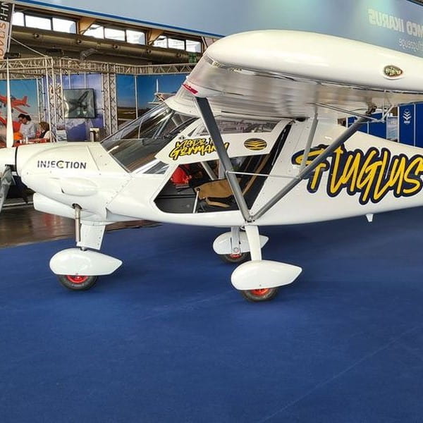 Comco Ikarus styglyst plane at show