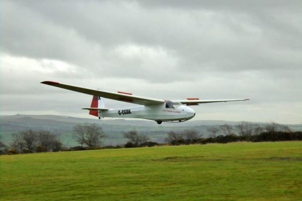  https://avpay.aero/wp-content/uploads/Dartmoor-Gliding-Society-6-1.jpg