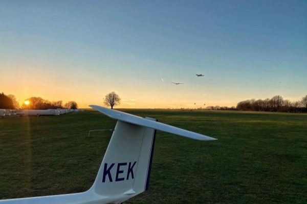  https://avpay.aero/wp-content/uploads/Devon-Somerset-Gliding-Club-4.jpg