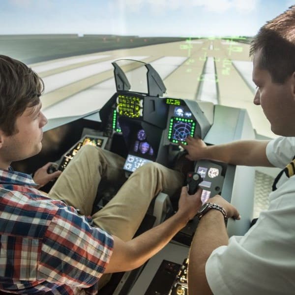 F16 Flight Simulator 5-min