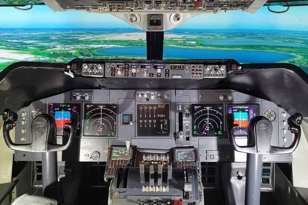  https://avpay.aero/wp-content/uploads/Flight-Simulator-Midlands-9.jpg