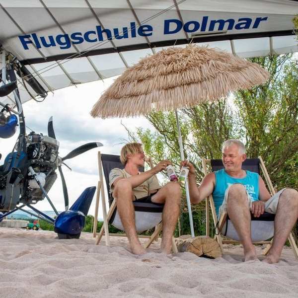 Flugschule-Dolmar Microlight at the beach