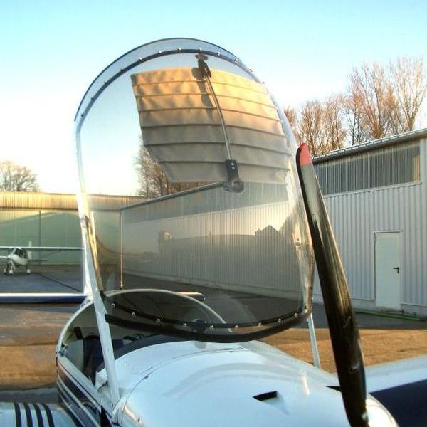 Fly-Tex Cockpitbeschattung Cockpit auf