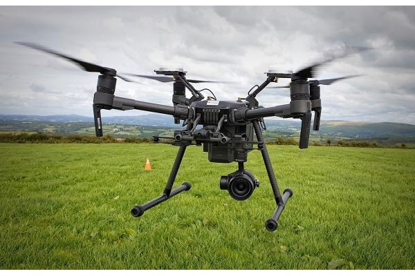  https://avpay.aero/wp-content/uploads/FlySpec-drone-1.jpg