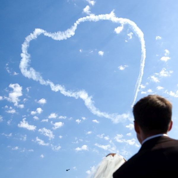 Flying & Air Displays At Weddings & Special Event Occasions On AvPay