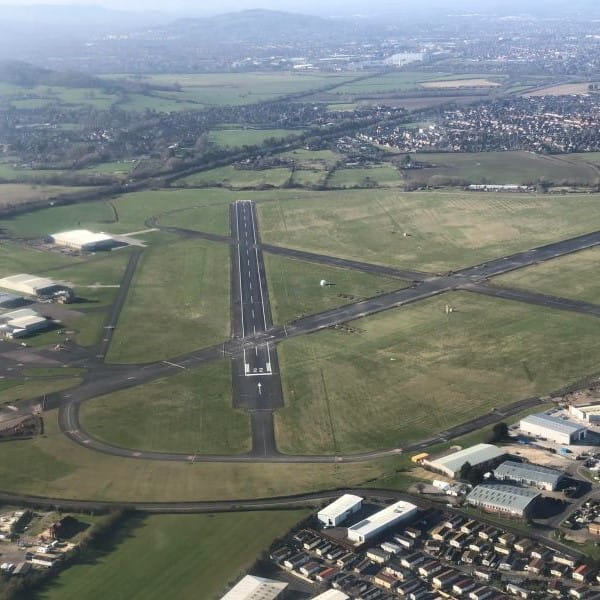 Go Fly Oxford Airfield from Aloft-min