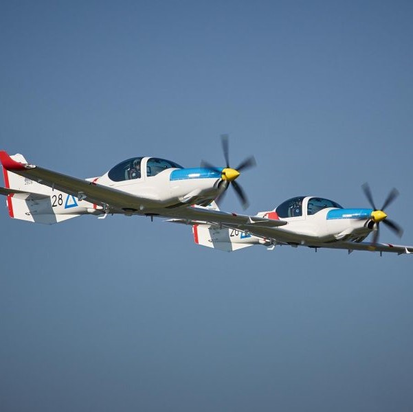 Grob Aircraft two planes side by side in flight