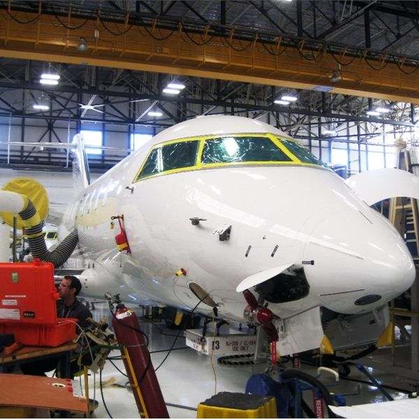 JETSvg on AvPay aircraft under maintenance