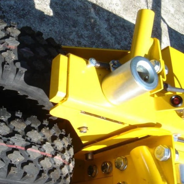 Jara Aviation close up of tyre and hitch