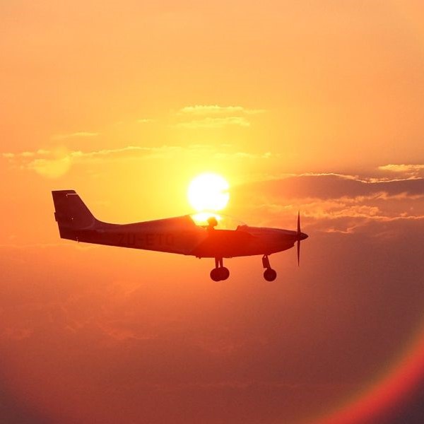 Madiba Bay School of Flight Gallery Sunset behind aloft Sling Aircraft