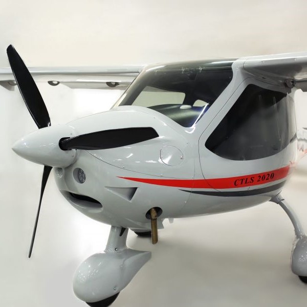 New Flight Design CTLS 2020 SE Ultralight Aircraft For Sale nose and propeller