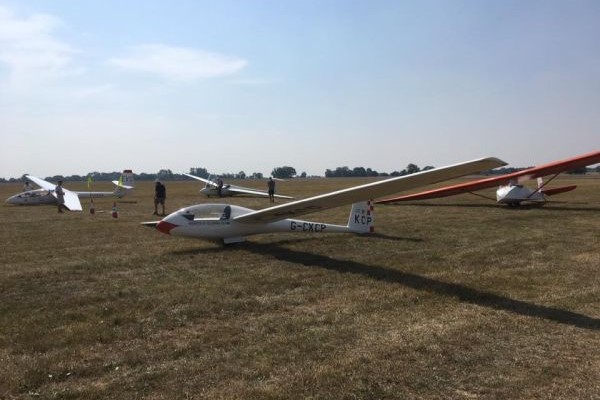  https://avpay.aero/wp-content/uploads/Norfolk-Gliding-Club-2-1.jpg
