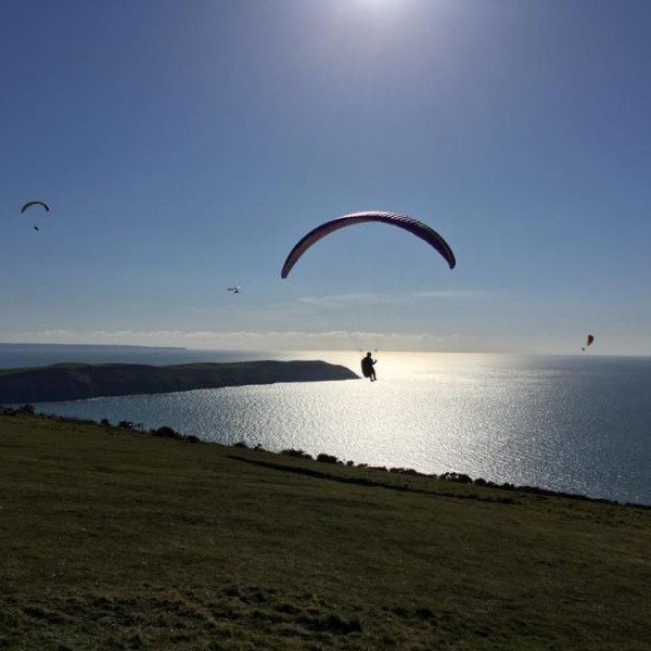North Devon Hang Gliding & Paragliding Club On AvPay cliff edge